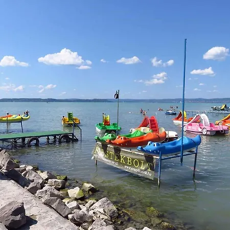 Siofok, Balaton 4 *